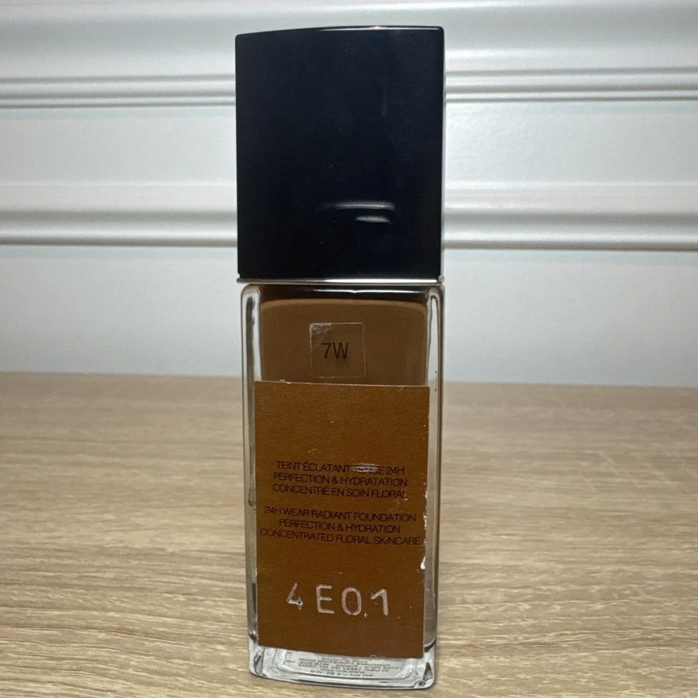 DIOR FOREVER‎ SKIN GLOW 24H WEAR FOUNDATION 7W 1FL OZ